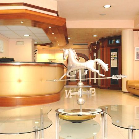 Hotel Mondial Маргера Экстерьер фото